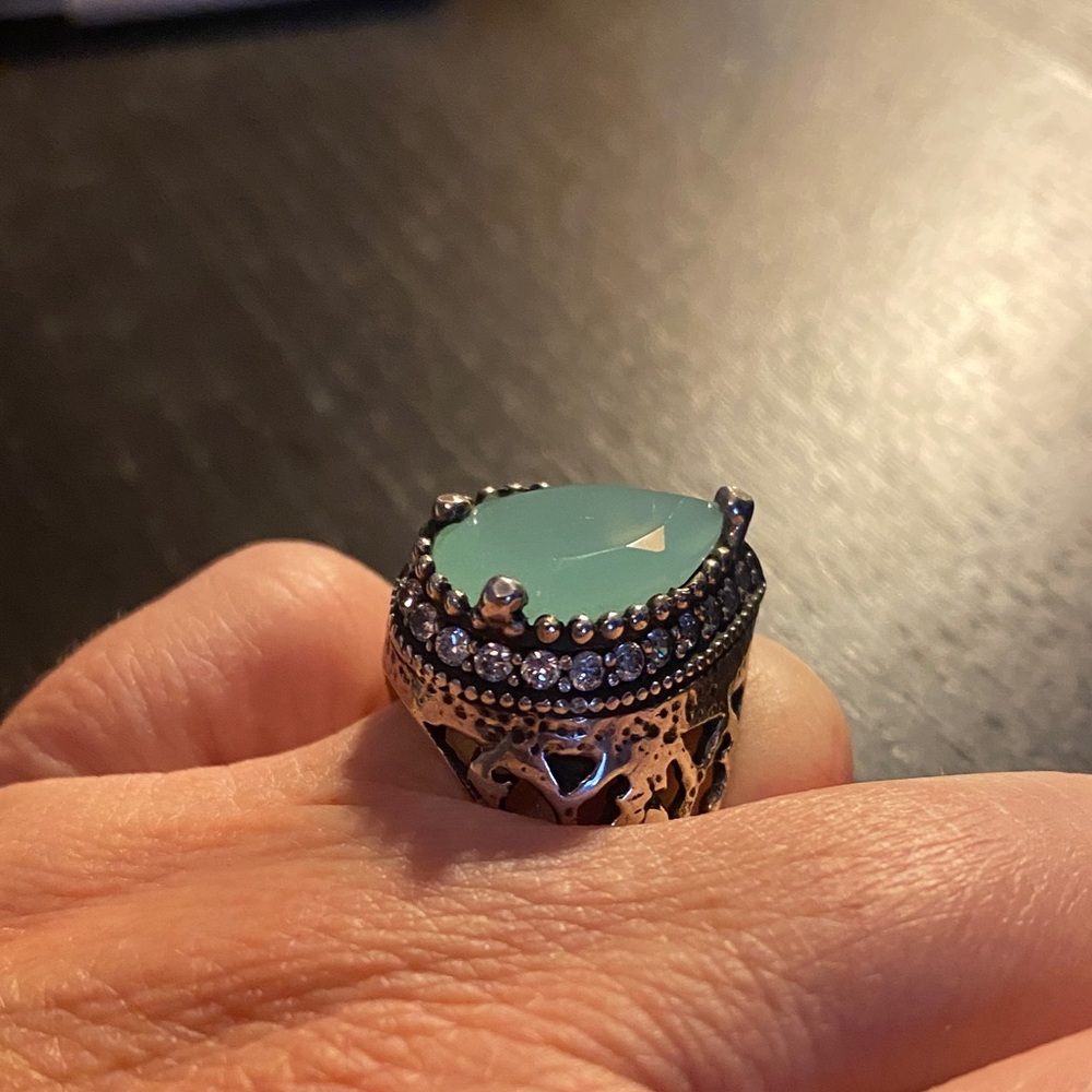 Bora Ring Size 8 Chalcedony - Picture 7 of 7